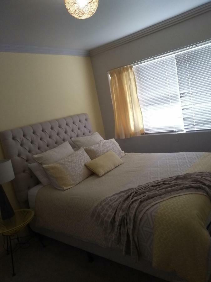 Kindred Studio Apartments Leeton ภายนอก รูปภาพ